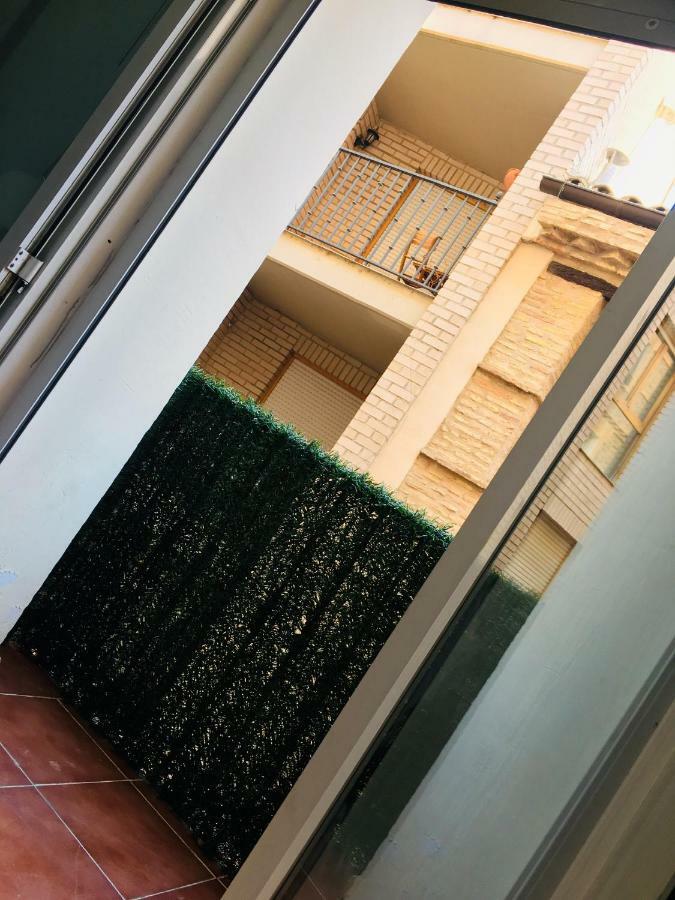 Apartamento Good Vibes Lägenhet Zaragoza Exteriör bild