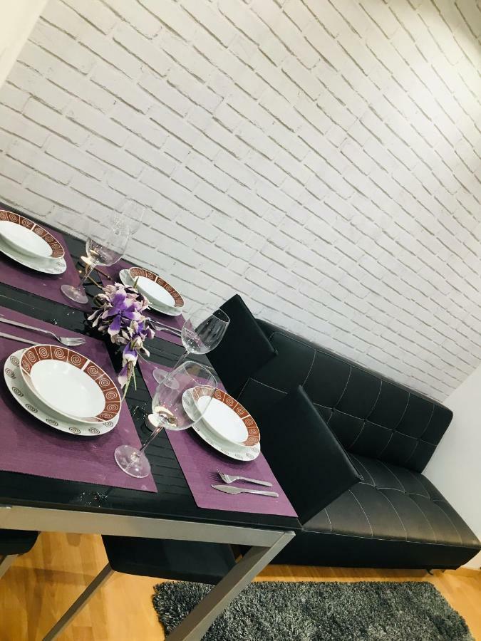 Apartamento Good Vibes Lägenhet Zaragoza Exteriör bild