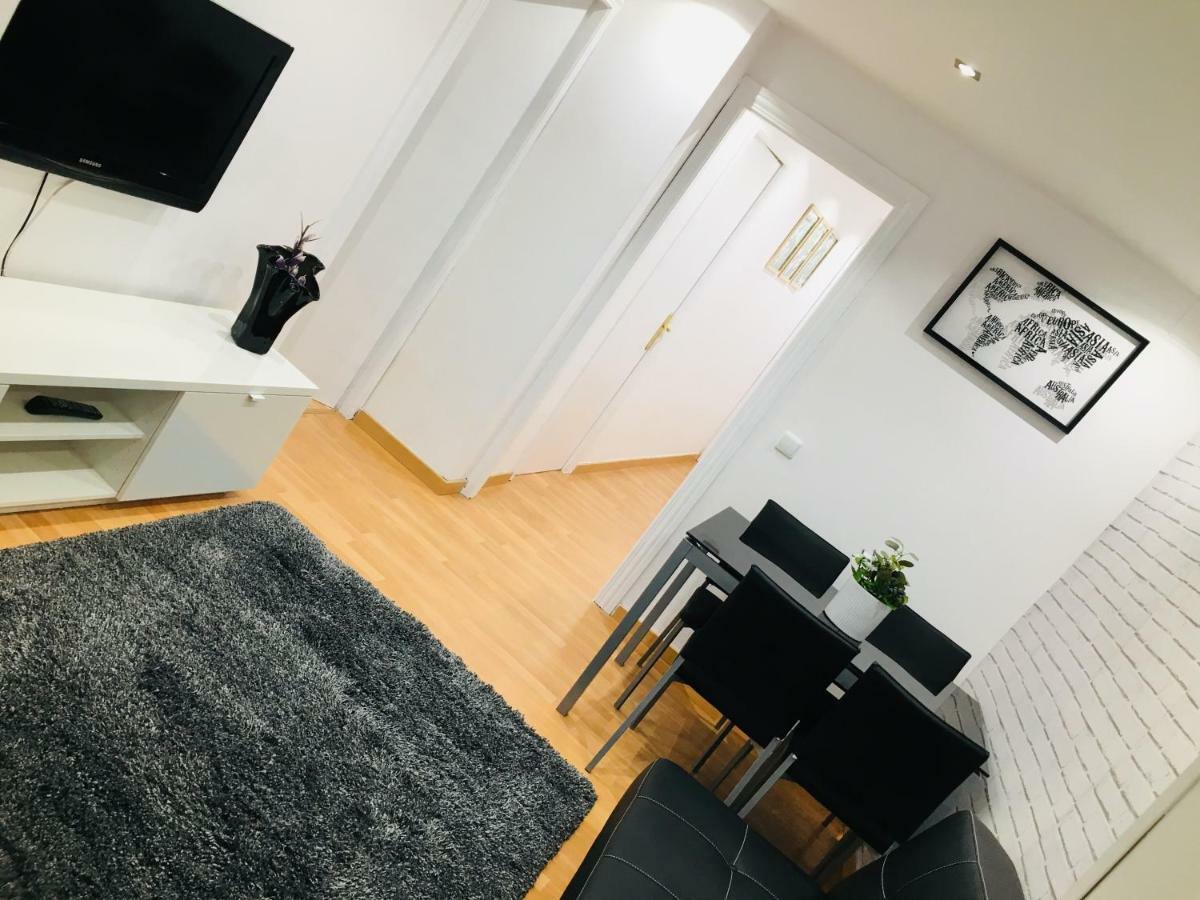 Apartamento Good Vibes Lägenhet Zaragoza Exteriör bild