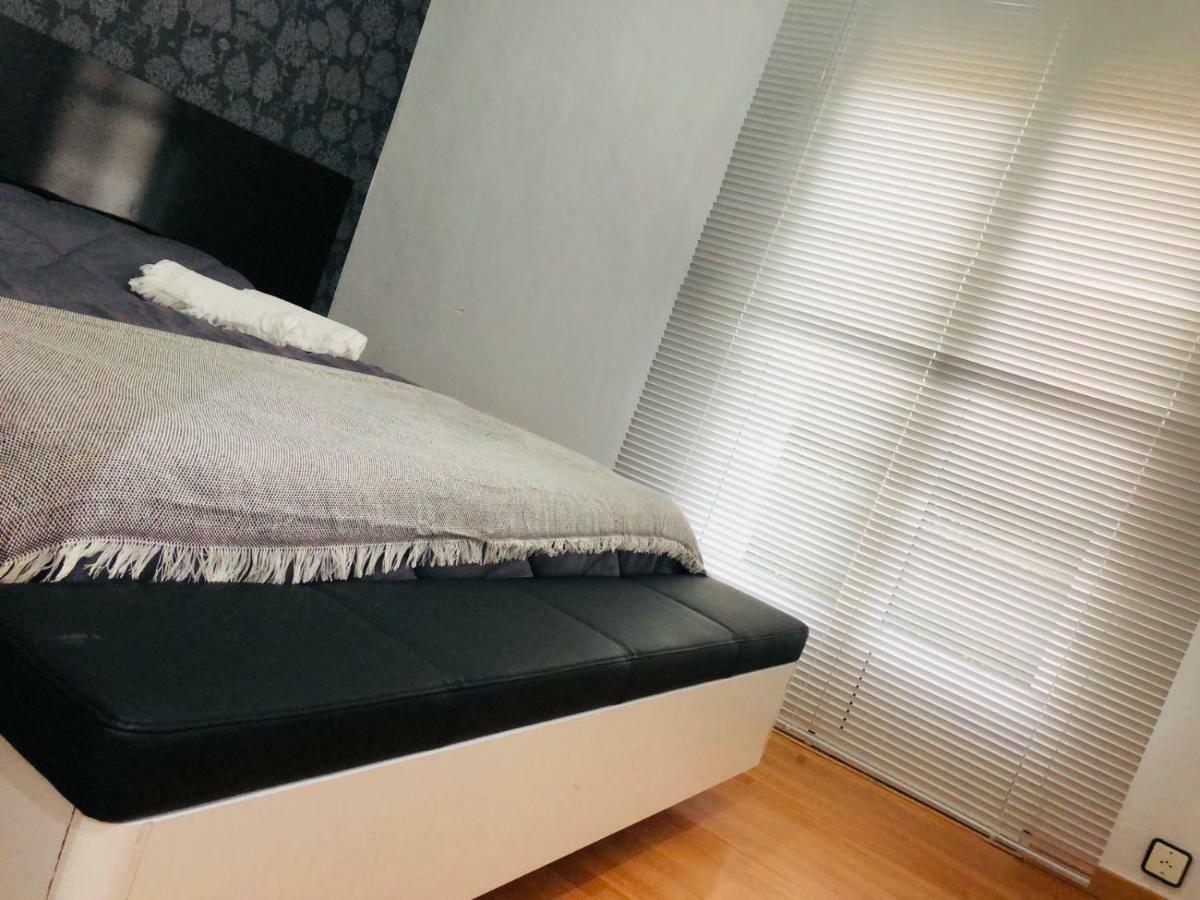 Apartamento Good Vibes Lägenhet Zaragoza Exteriör bild