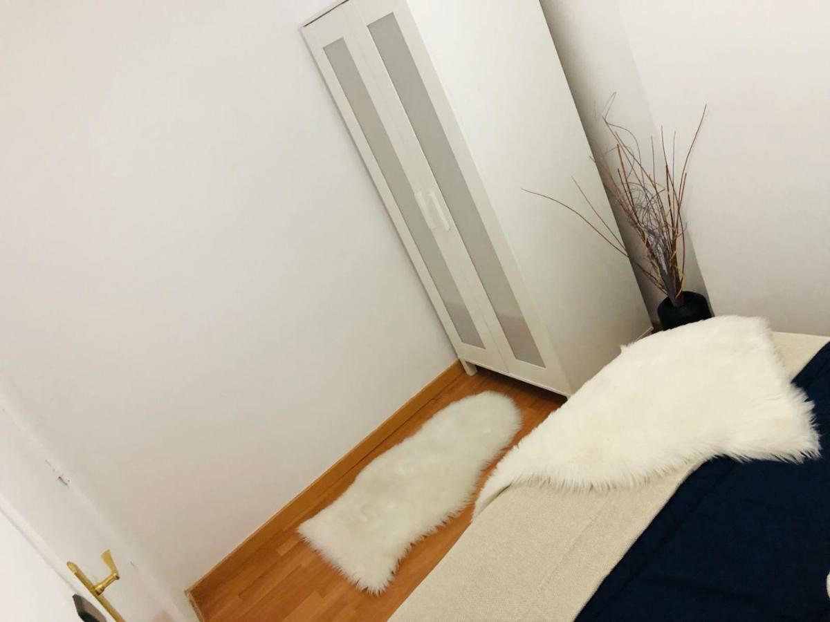 Apartamento Good Vibes Lägenhet Zaragoza Exteriör bild