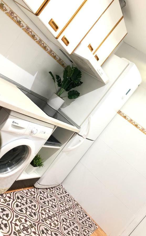 Apartamento Good Vibes Lägenhet Zaragoza Exteriör bild