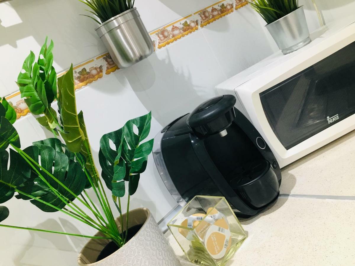 Apartamento Good Vibes Lägenhet Zaragoza Exteriör bild
