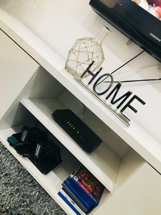 Apartamento Good Vibes Lägenhet Zaragoza Exteriör bild