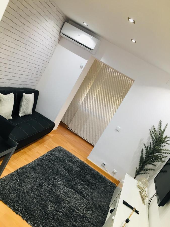 Apartamento Good Vibes Lägenhet Zaragoza Exteriör bild